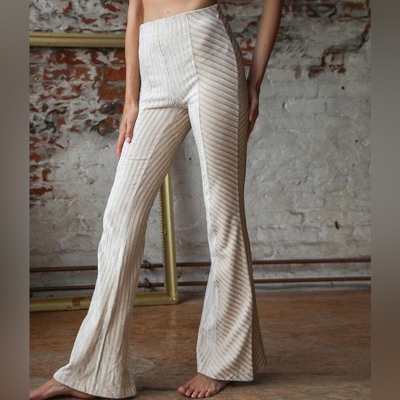 Free People Ribbed Velvet Flare Pant - S - Picture 2 of 6